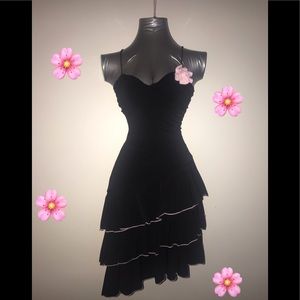 🖤🌸Sexy Little Black Dress🌸🖤